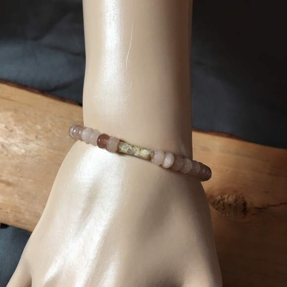 Stretch agate beaded bracelet - Picture 4 of 5